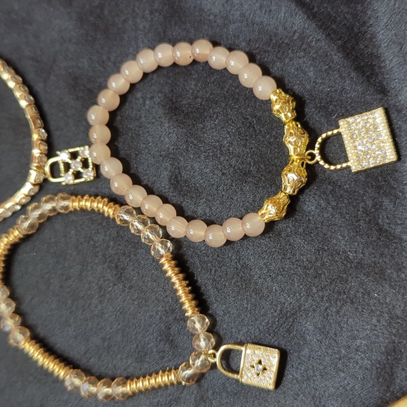 Bracelet With Purse Charms - Picture 5 of 5